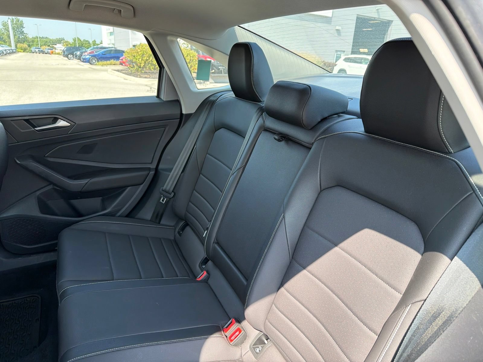 Certified 2023 Volkswagen Jetta SE FWD image 37