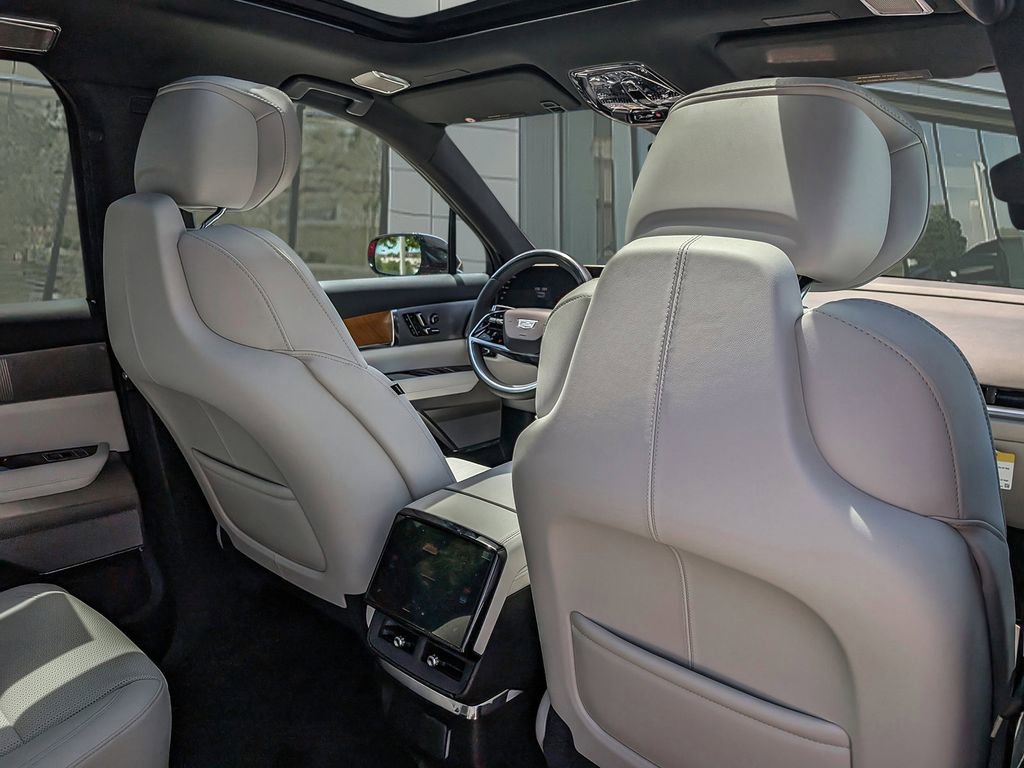 New 2026 Cadillac Vistiq Sport AWD/4WD image 20