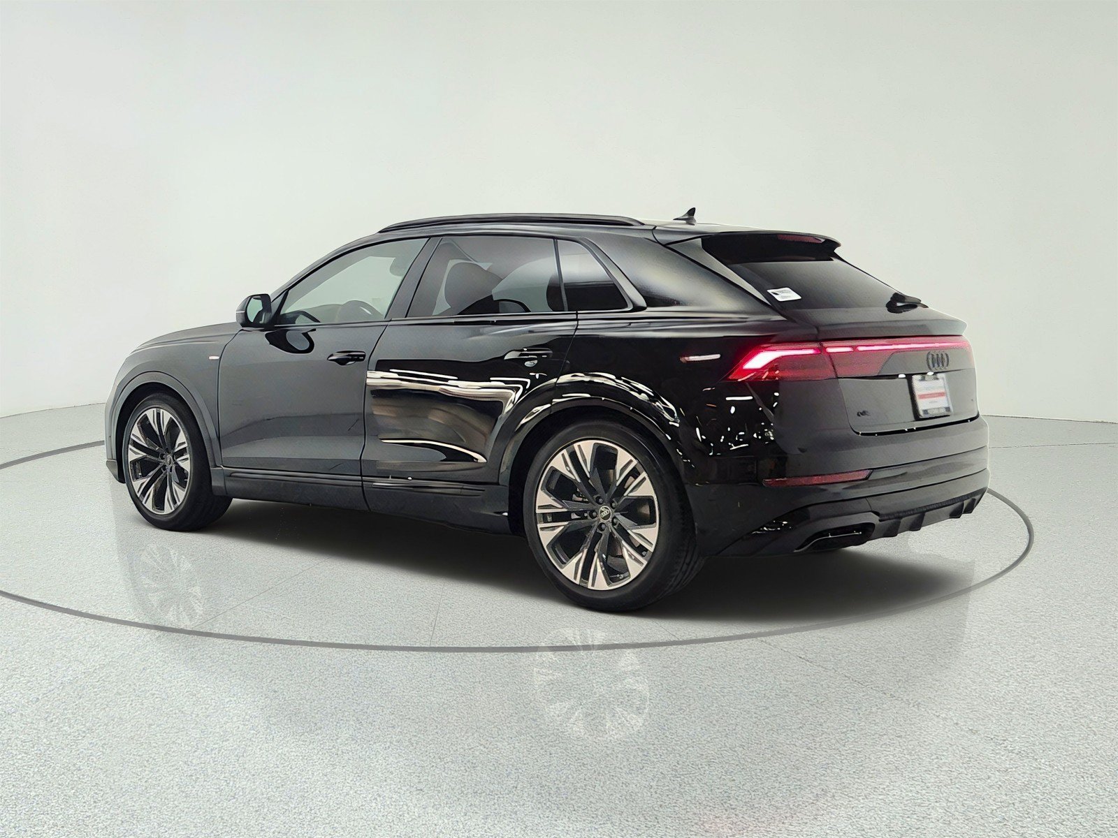 New 2026 Audi Q8 Premium Plus AWD/4WD image 7