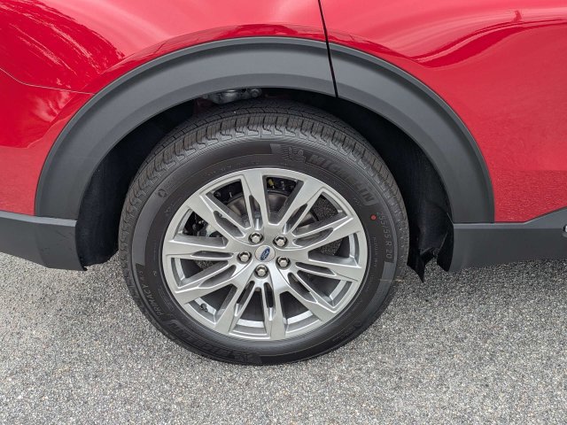 New 2026 Ford Explorer Platinum RWD image 11