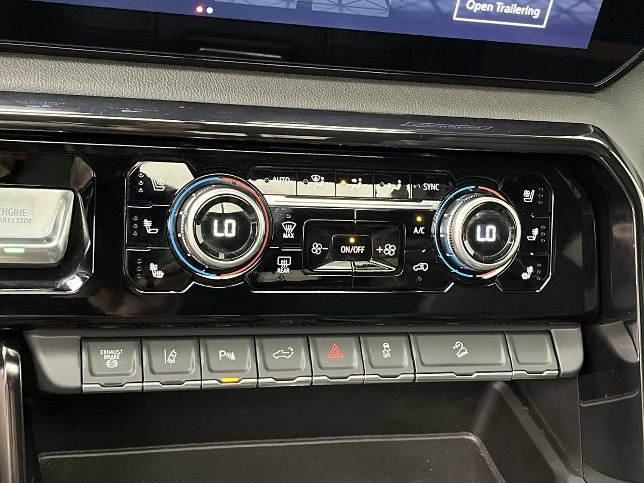 Certified 2024 GMC Sierra 2500 AT4 w/ AT4 Premium Plus Package AWD/4WD image 25