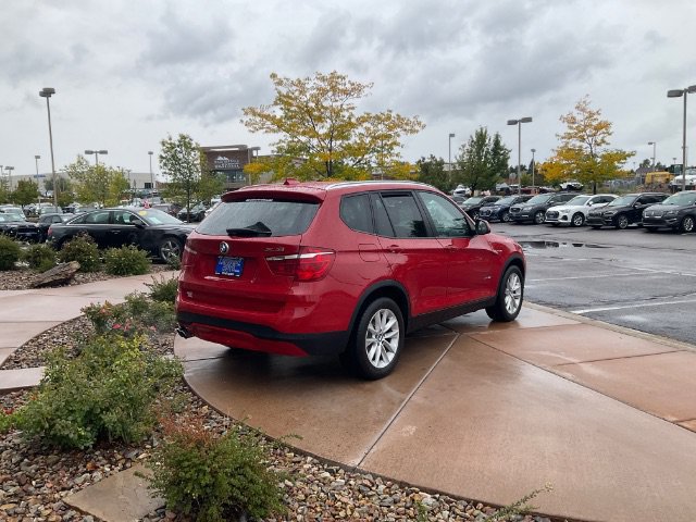 Used 2017 BMW X3 xDrive28i AWD/4WD image 4