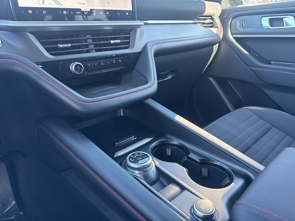 Certified 2025 Ford Explorer ST-Line image 21
