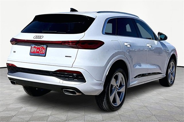 Used 2025 Audi Q5 Premium Plus w/ Premium Plus image 2