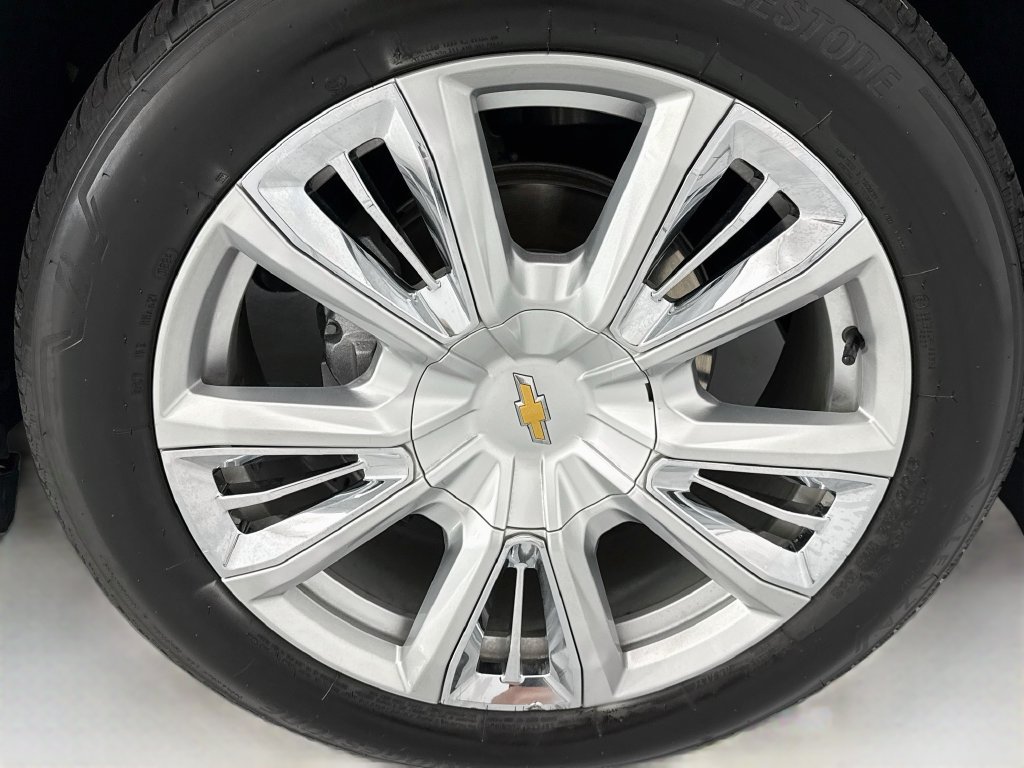 Used 2024 Chevrolet Tahoe High Country AWD/4WD image 31