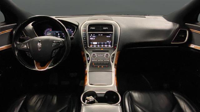 Used 2017 Lincoln MKX Select w/ Select Plus Package AWD/4WD image 11