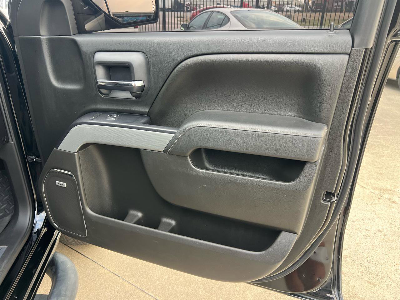 Used 2015 Chevrolet Silverado 1500 LTZ Z71 w/ Midnight Edition AWD/4WD image 24