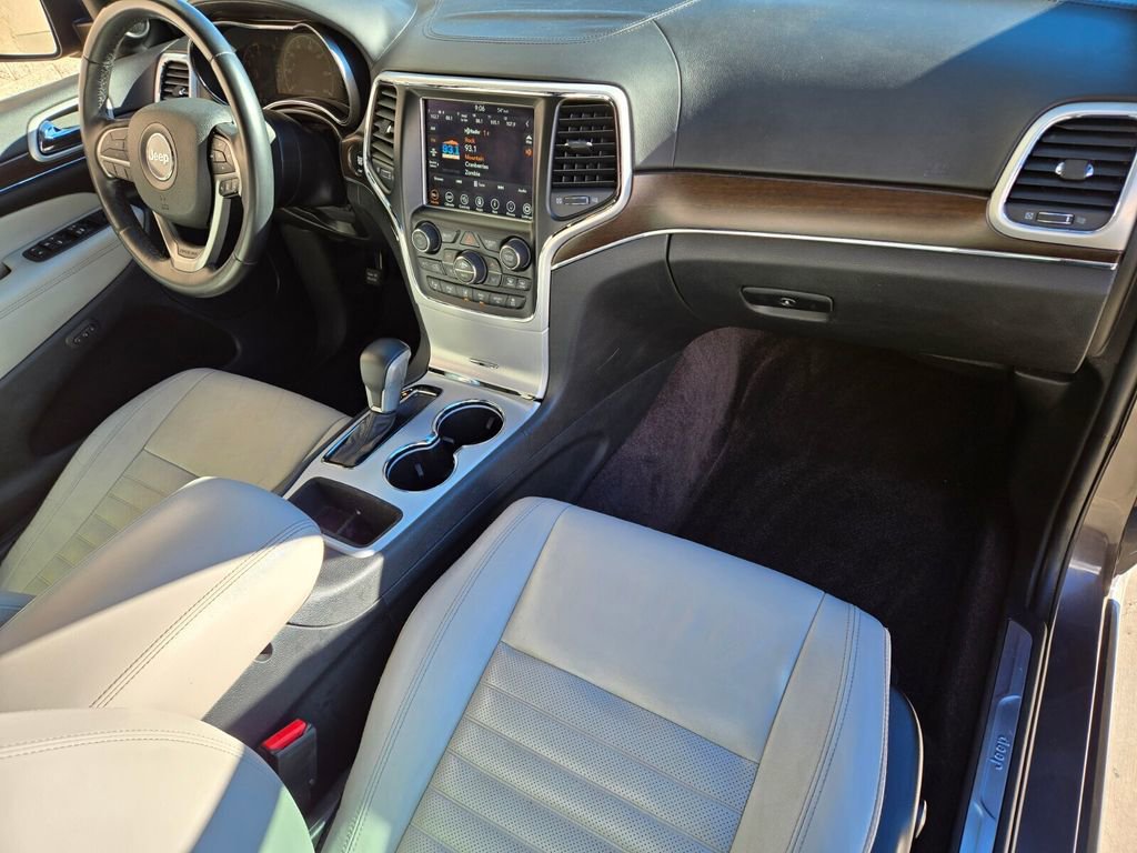 Used 2018 Jeep Grand Cherokee Limited image 20