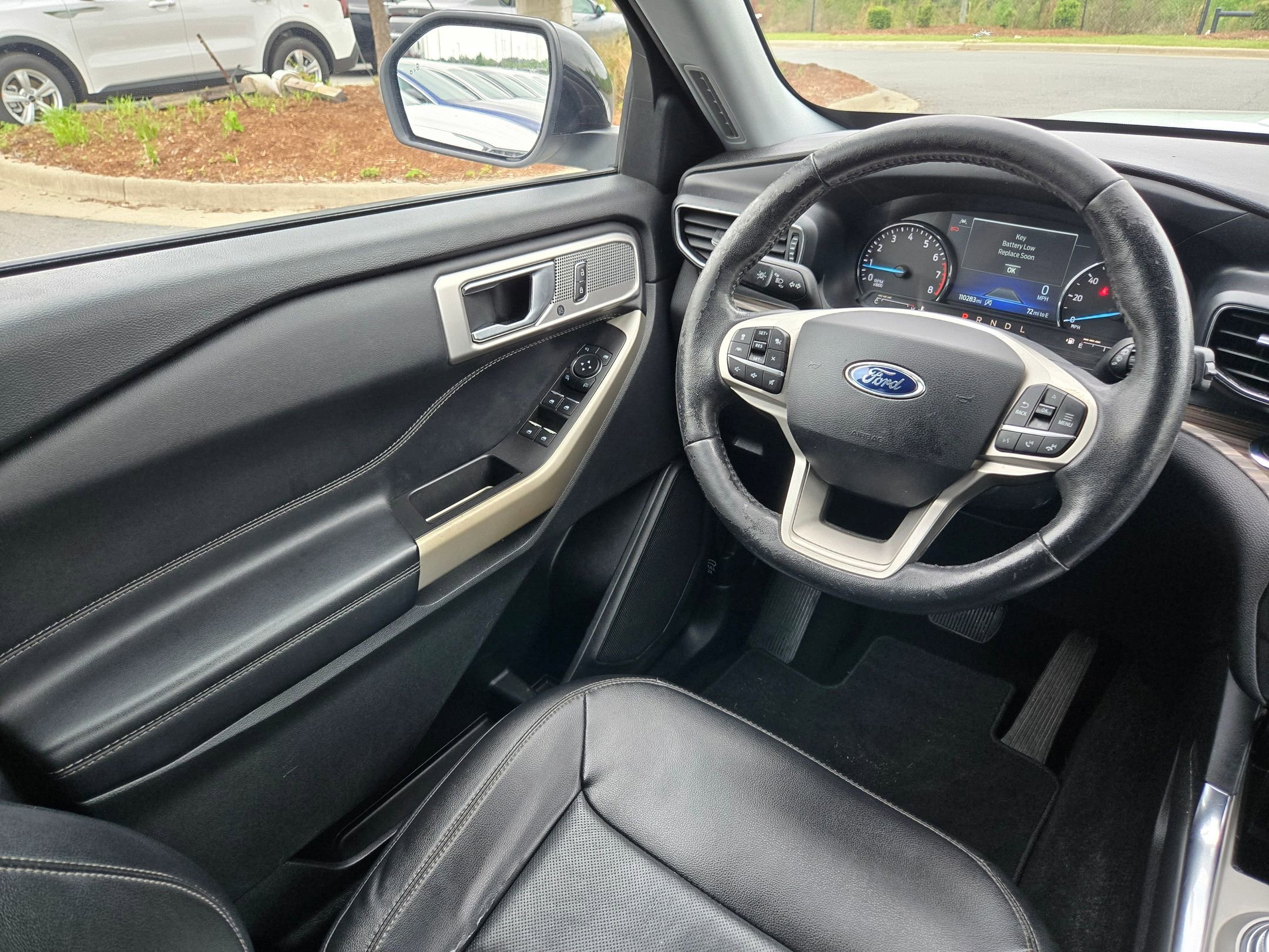 Used 2021 Ford Explorer Limited RWD image 9