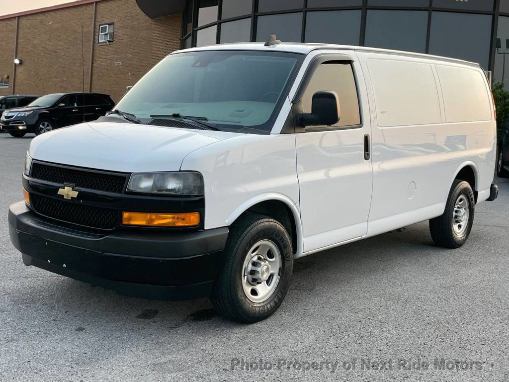 Used 2020 Chevrolet Express 3500 w/ Driver Convenience Package image 3