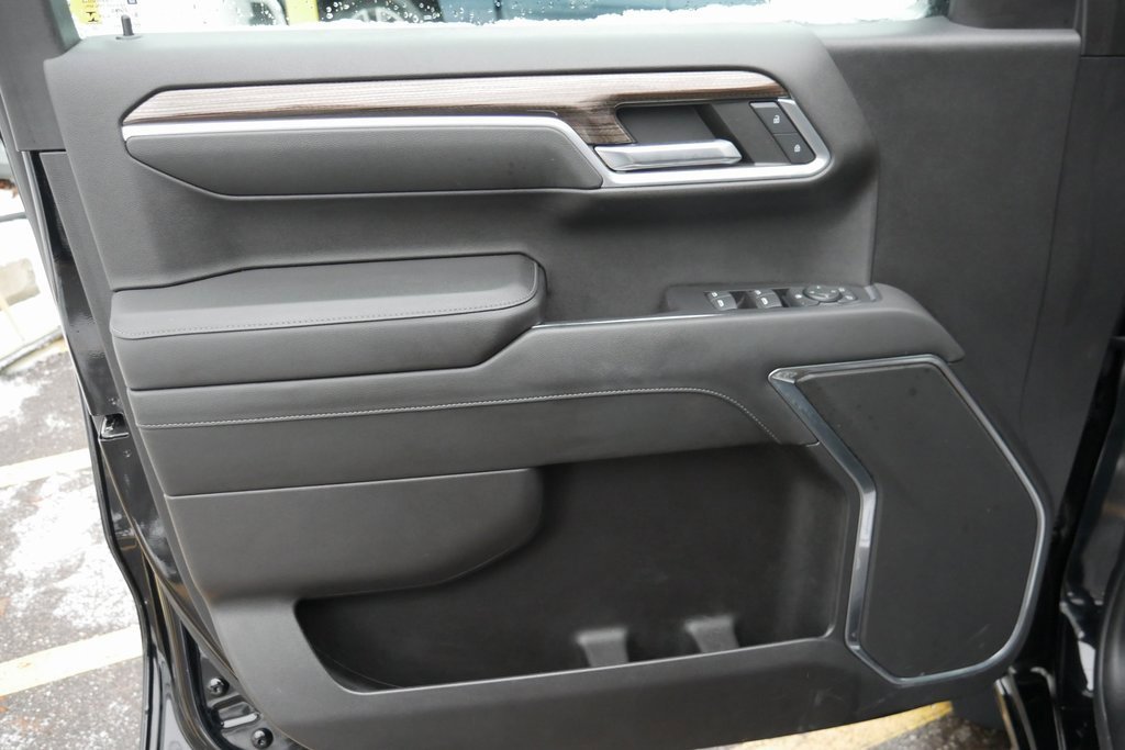 Used 2022 Chevrolet Silverado 1500 RST w/ LPO, Dark Essentials Package image 29