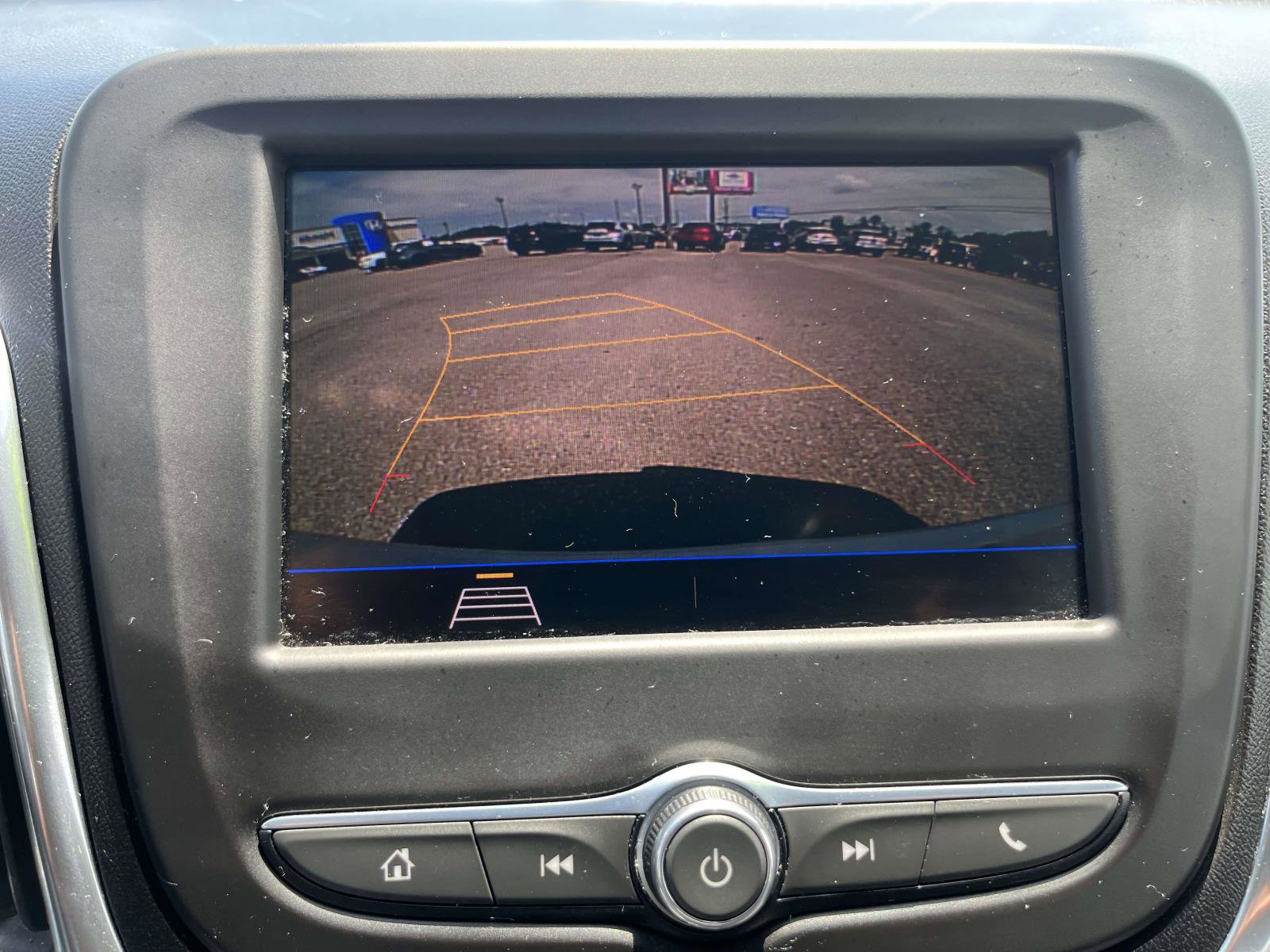 Used 2020 Chevrolet Equinox LS FWD image 16