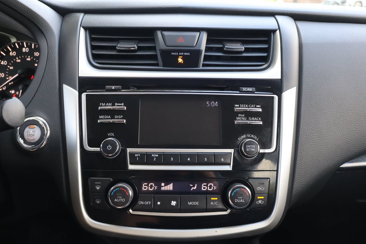 Used 2018 Nissan Altima 2.5 SL FWD image 34