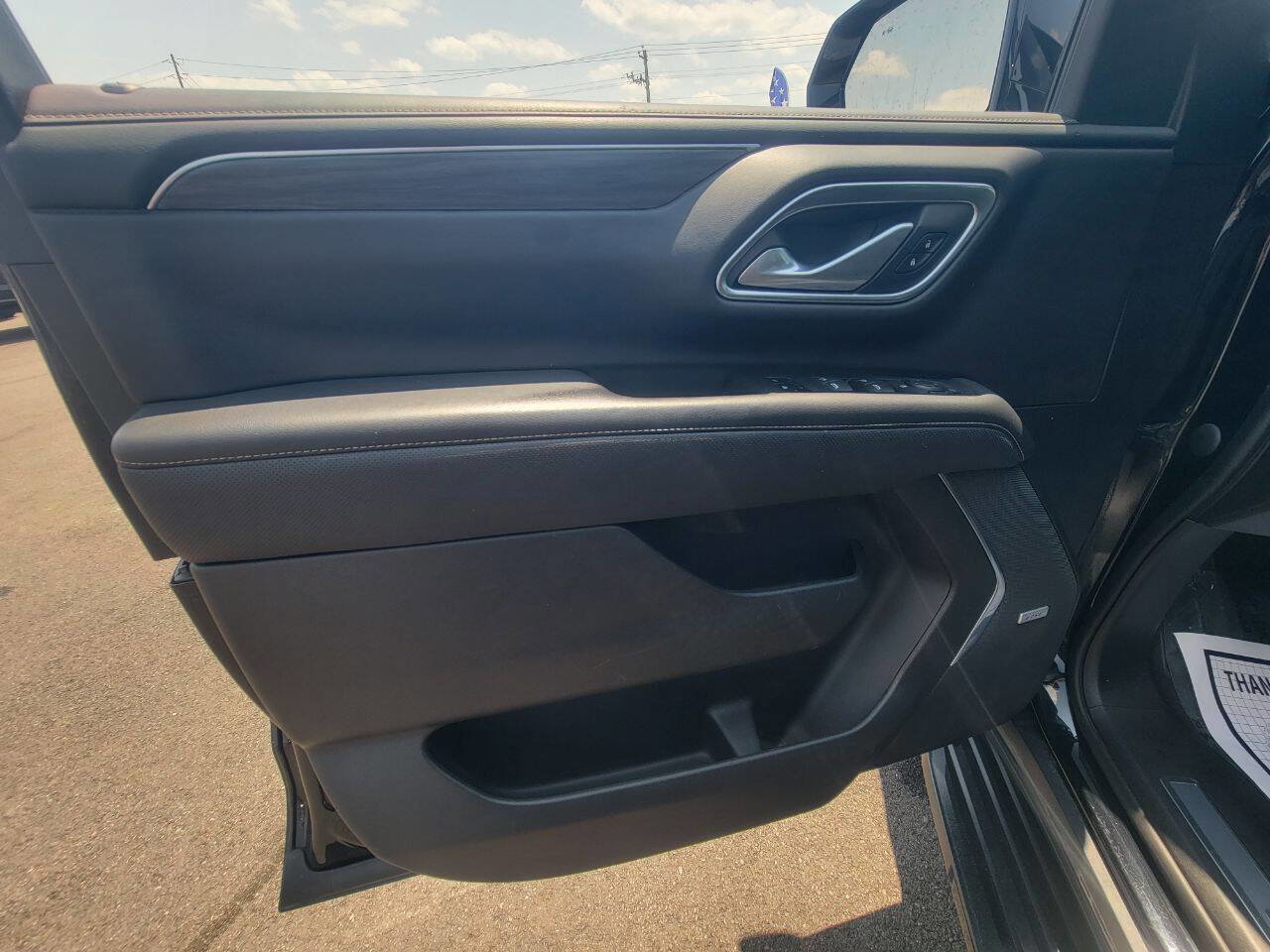 Used 2022 GMC Yukon XL SLT image 14