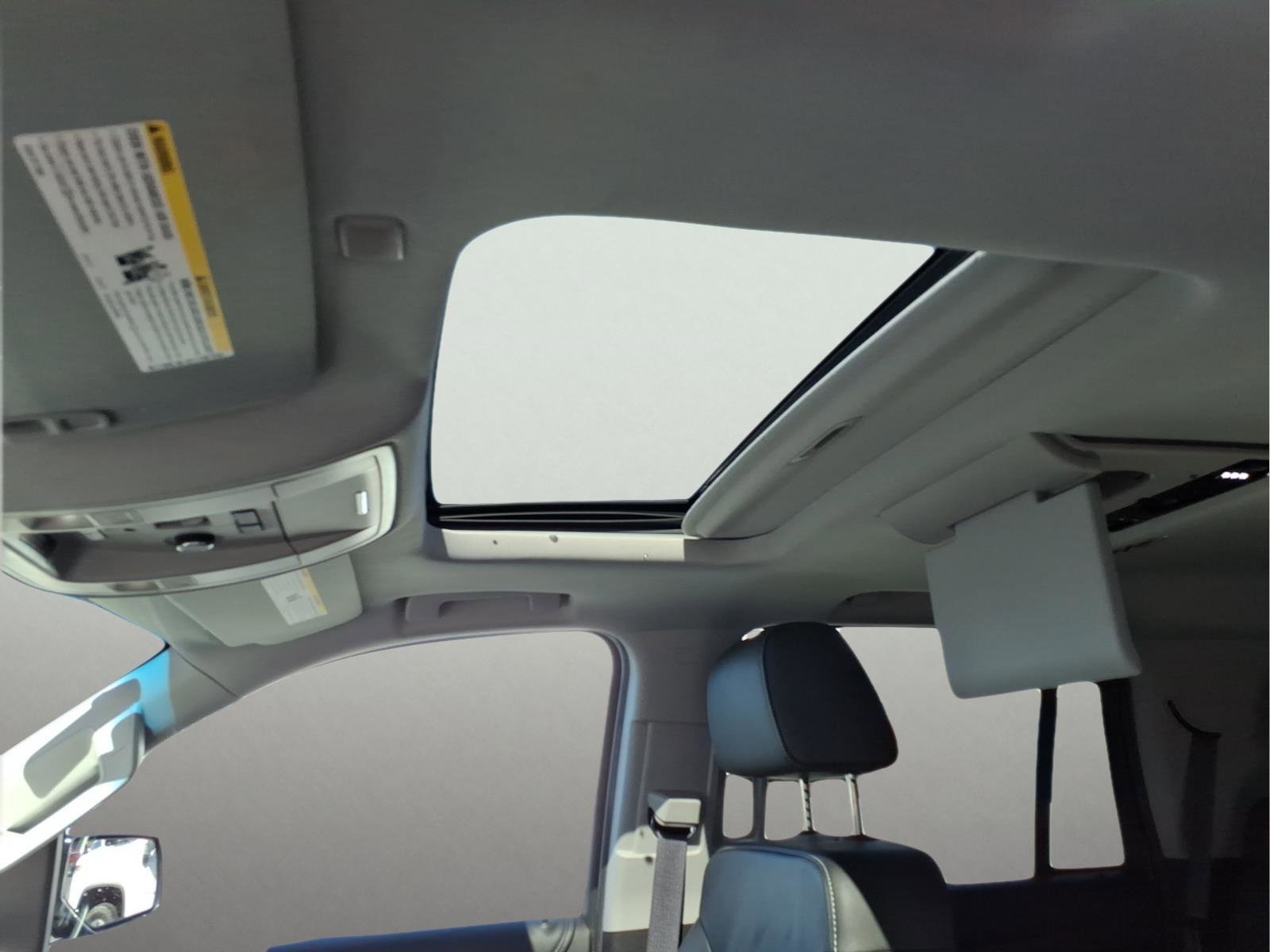 Used 2017 Chevrolet Tahoe LT image 13