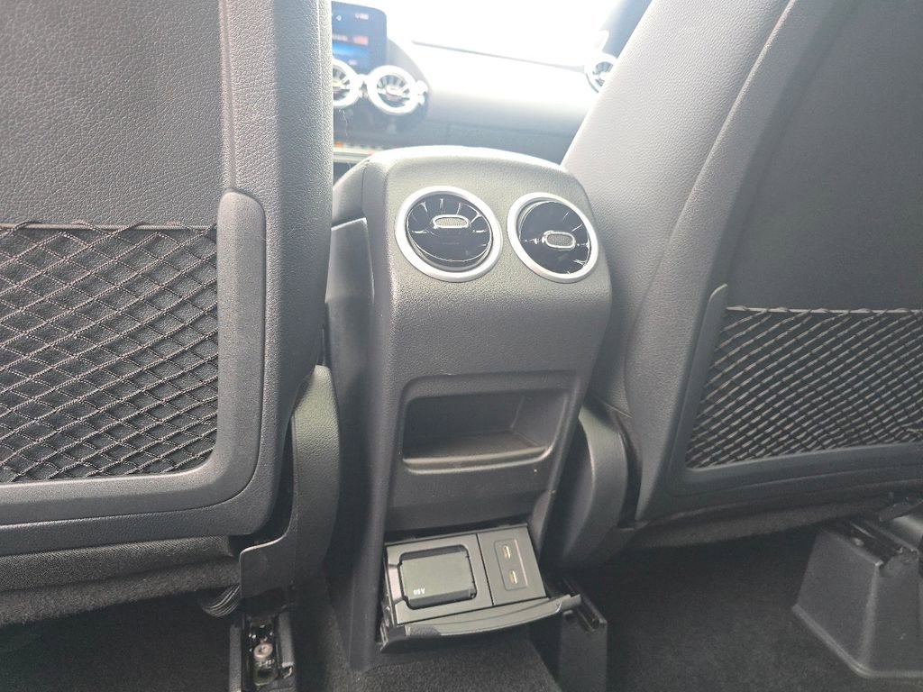 Certified 2026 Mercedes-Benz GLA 250 4MATIC image 27