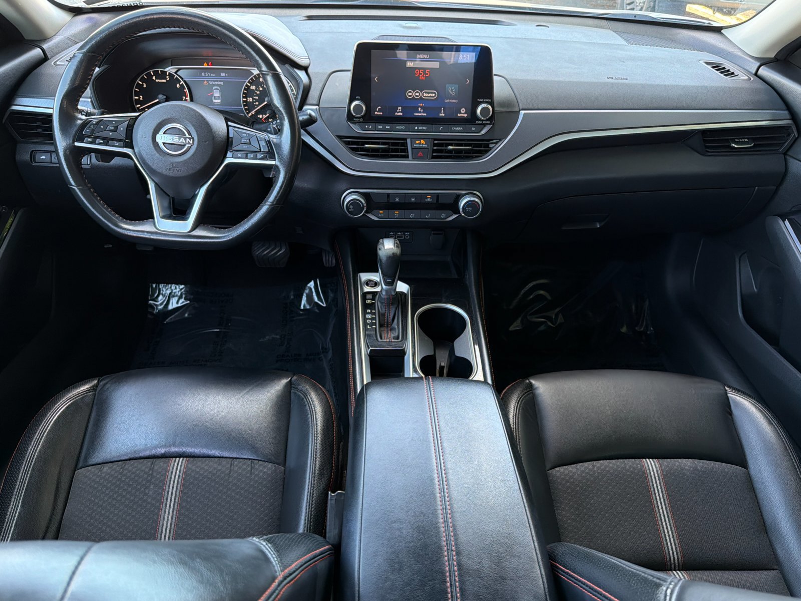 Used 2024 Nissan Altima 2.5 SR FWD image 13