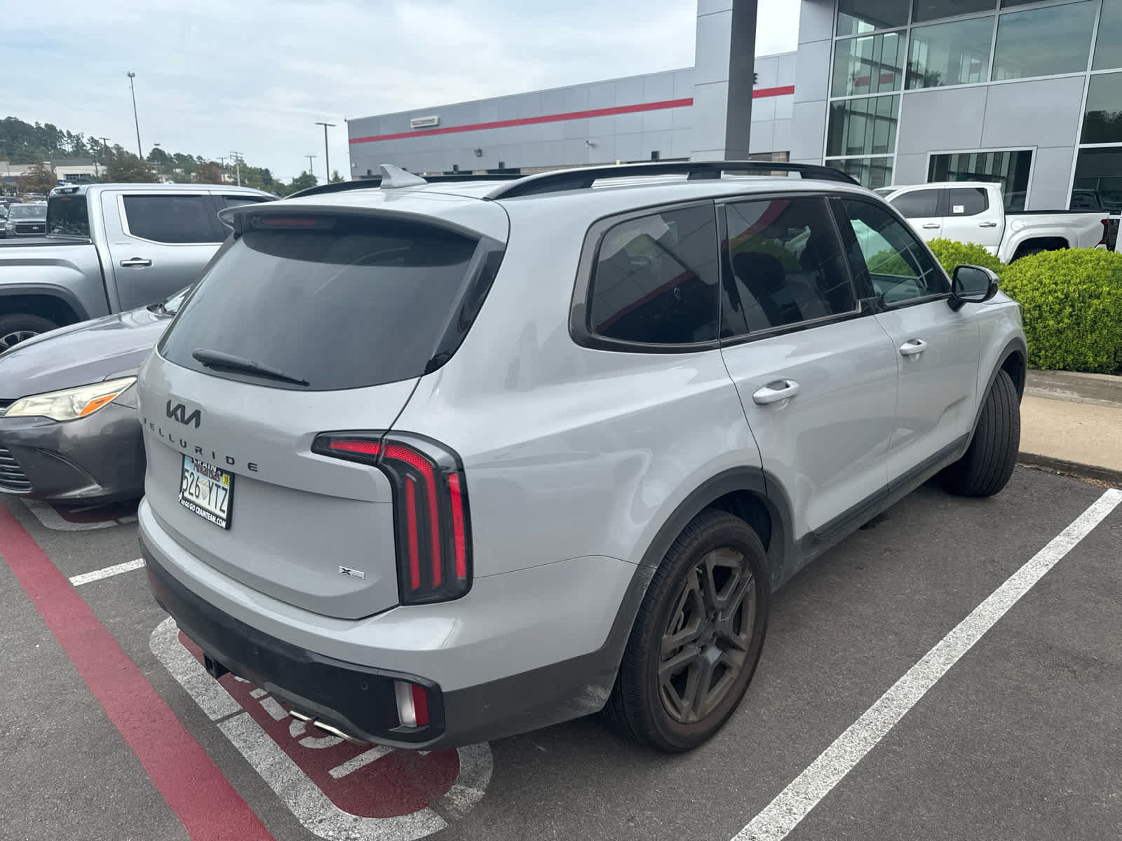 Used 2025 Kia Telluride SX Prestige X-Line AWD/4WD image 4