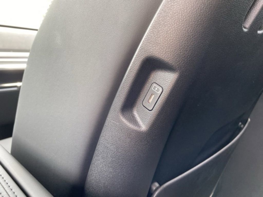 New 2026 Hyundai Santa Fe SEL image 23