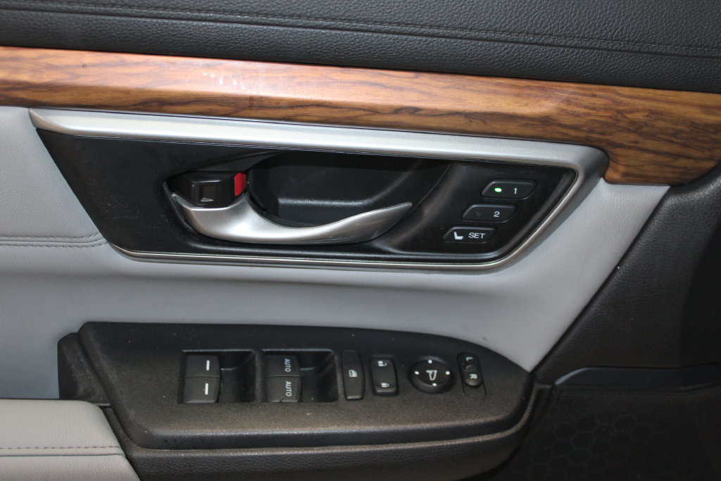 Used 2022 Honda CR-V EX-L image 5