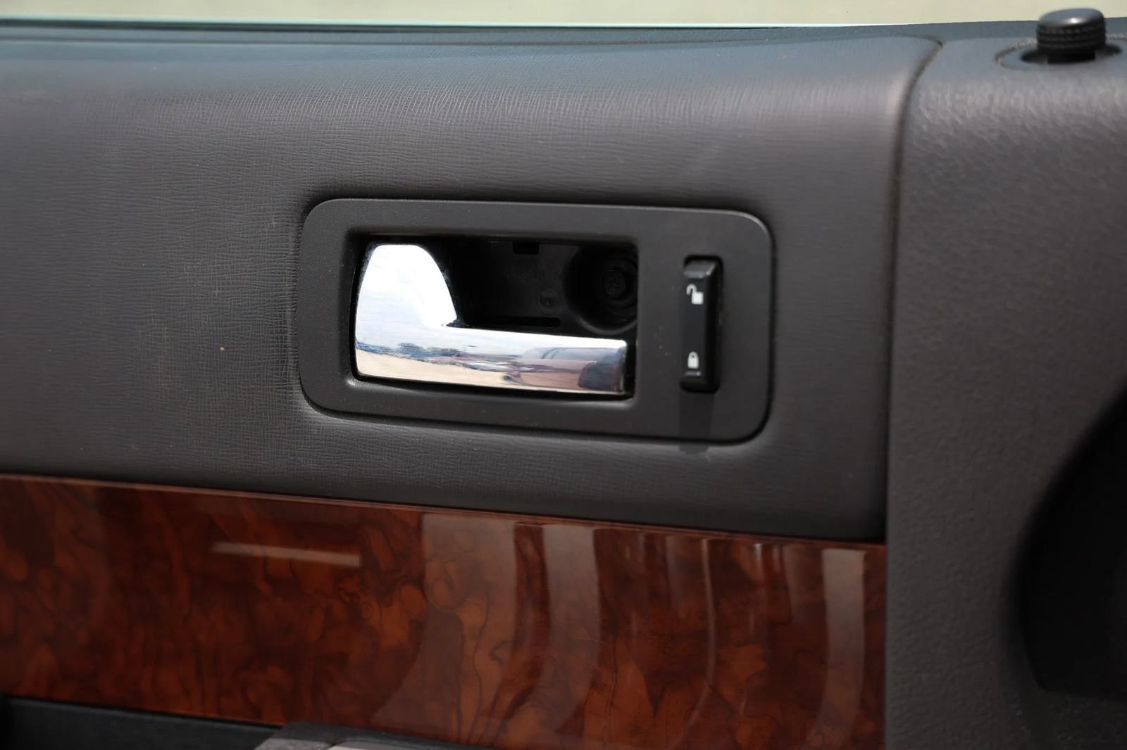 Used 2009 Ford Flex Limited FWD image 44