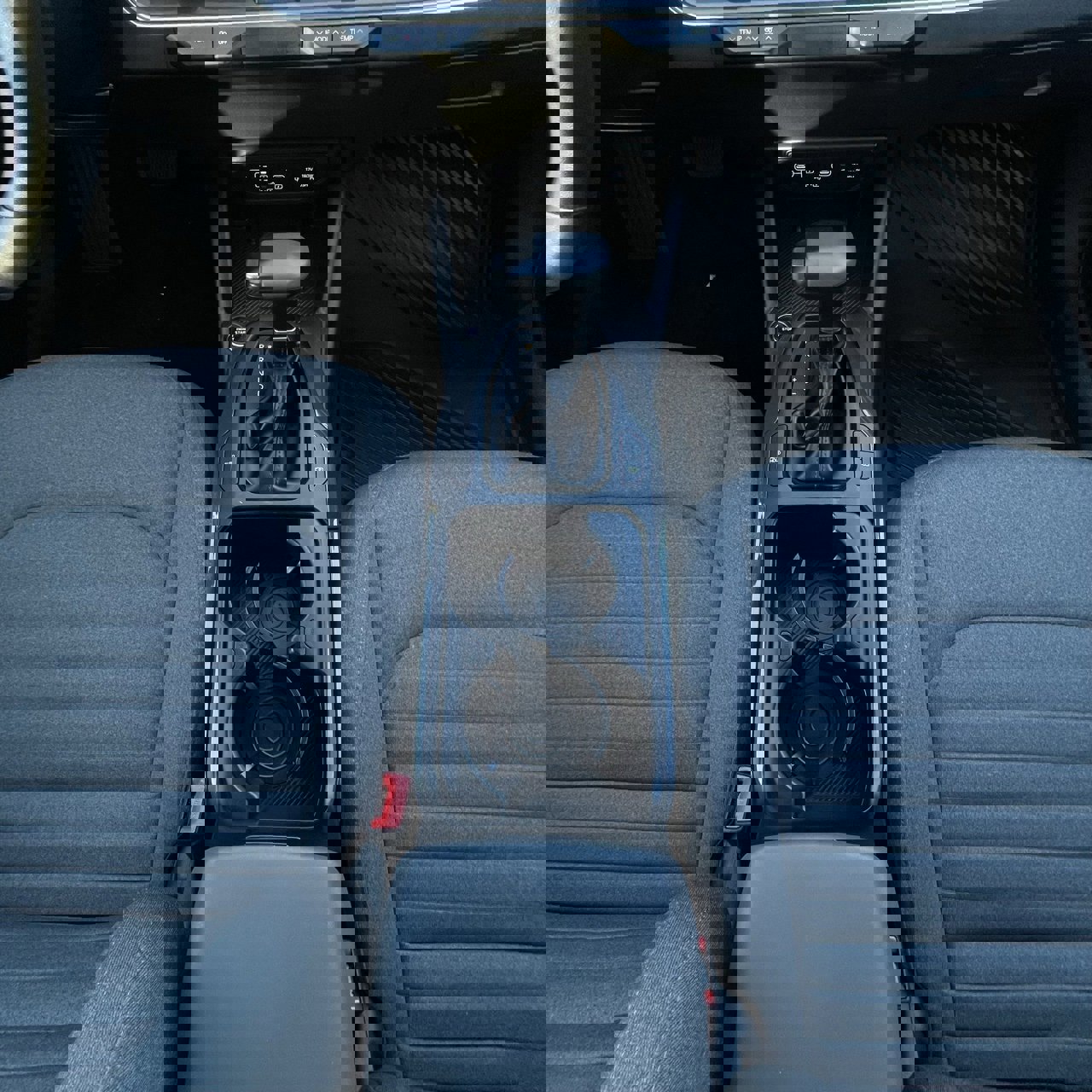 Used 2025 Kia K4 EX image 18