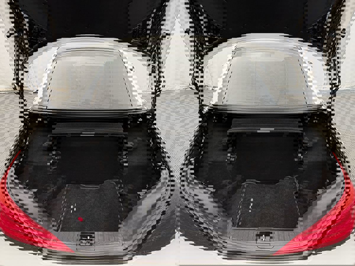 Used 2017 Mercedes-Benz SL 550 image 34