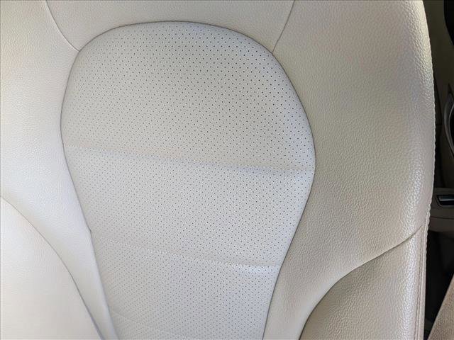 Used 2018 Mercedes-Benz GLC 300 4MATIC image 15
