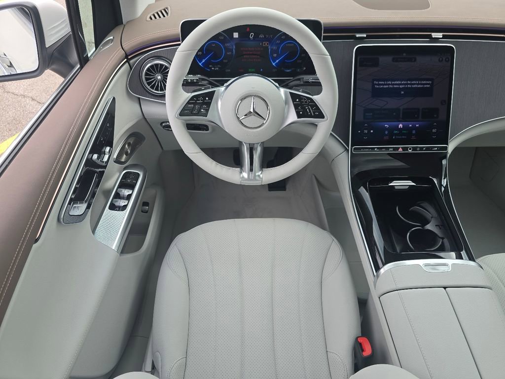 New 2026 Mercedes-Benz EQE 320 4MATIC SUV image 25