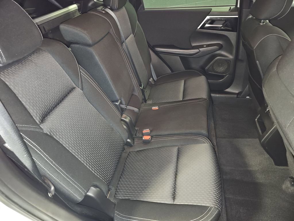 Used 2022 Mitsubishi Outlander ES image 20