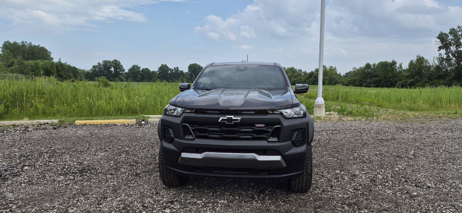 New 2026 Chevrolet Colorado Trail Boss AWD/4WD image 2