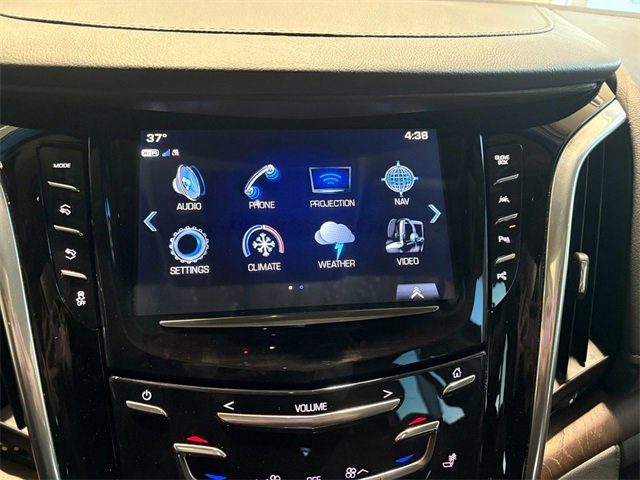 Used 2019 Cadillac Escalade Premium Luxury image 26