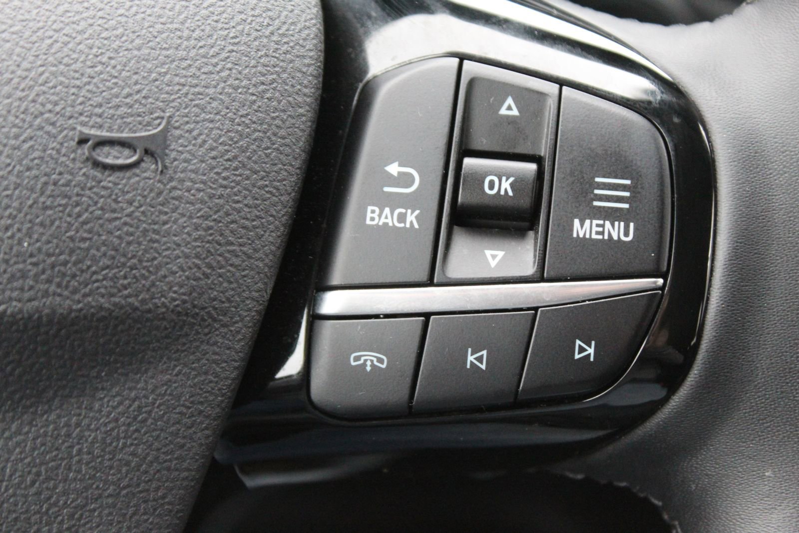 Used 2024 Ford Escape Active w/ Cold Weather Package image 24