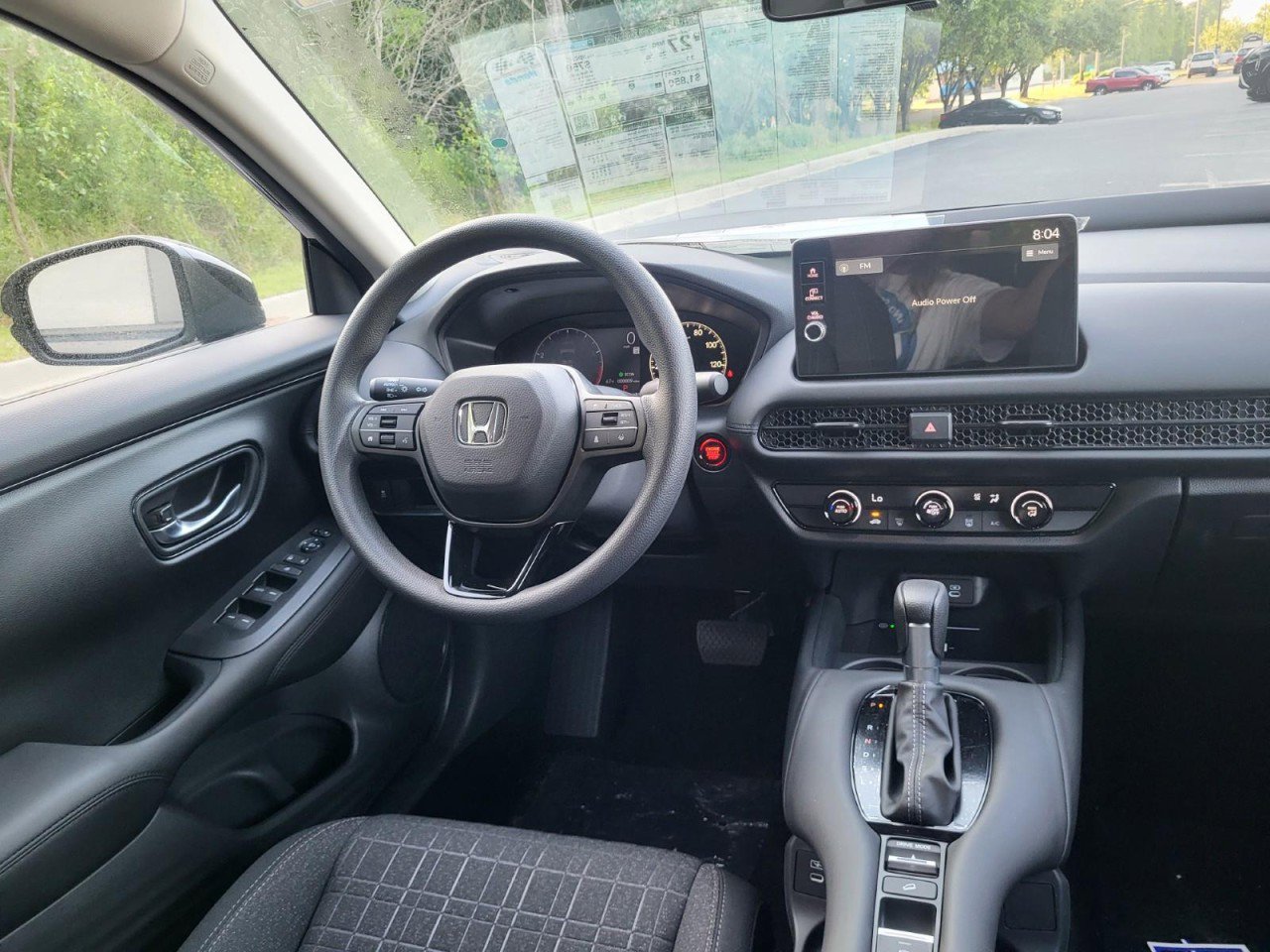 New 2026 Honda HR-V LX image 15