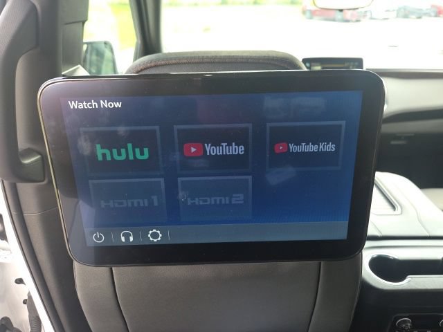 Used 2024 Chevrolet Suburban High Country AWD/4WD image 19