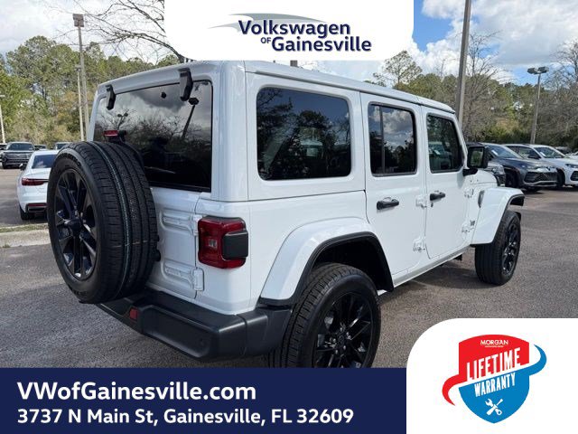 Used 2025 Jeep Wrangler Sahara w/ Safety Group image 6