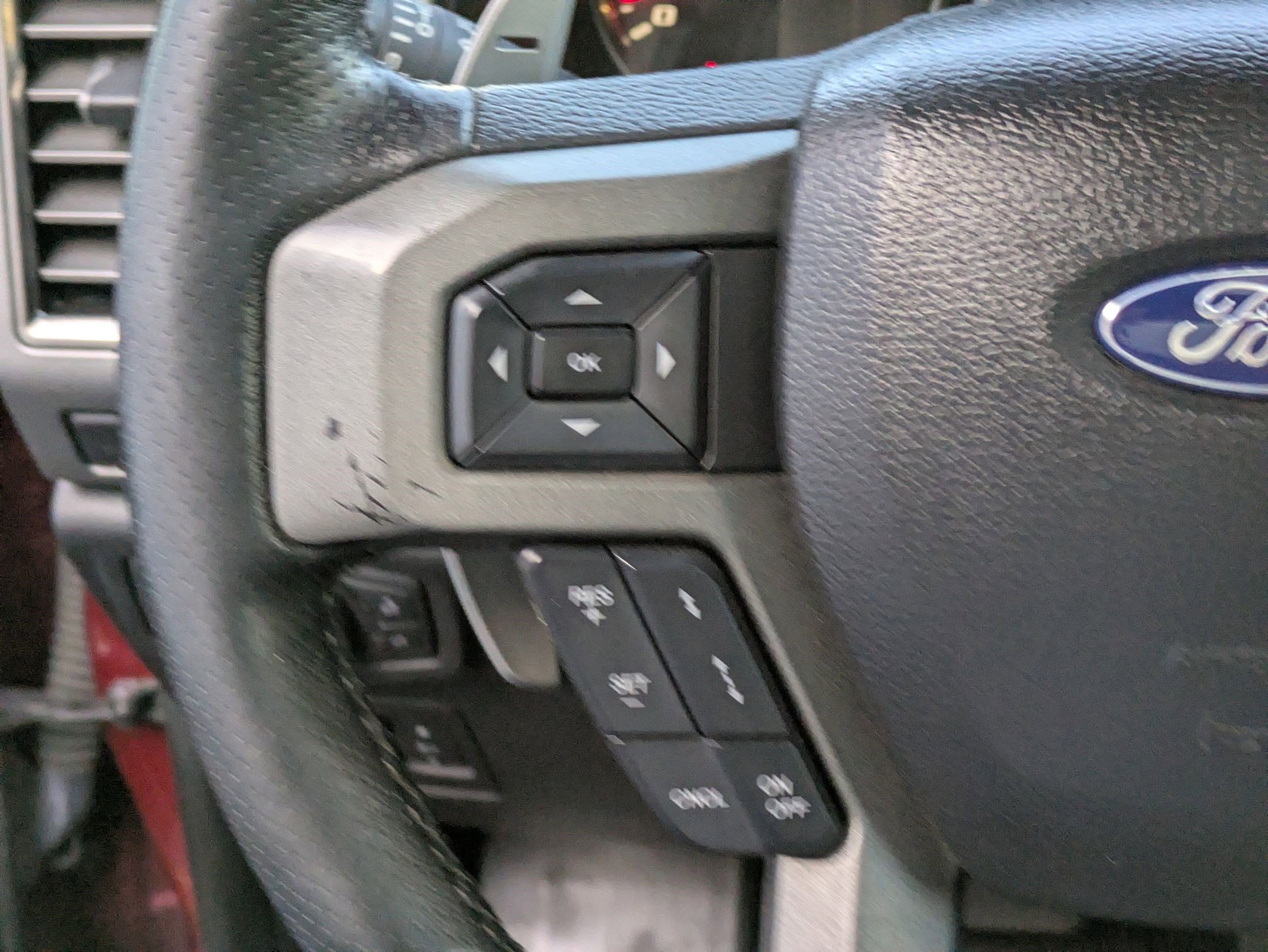 Used 2019 Ford F150 Raptor w/ Equipment Group 802A Luxury image 17