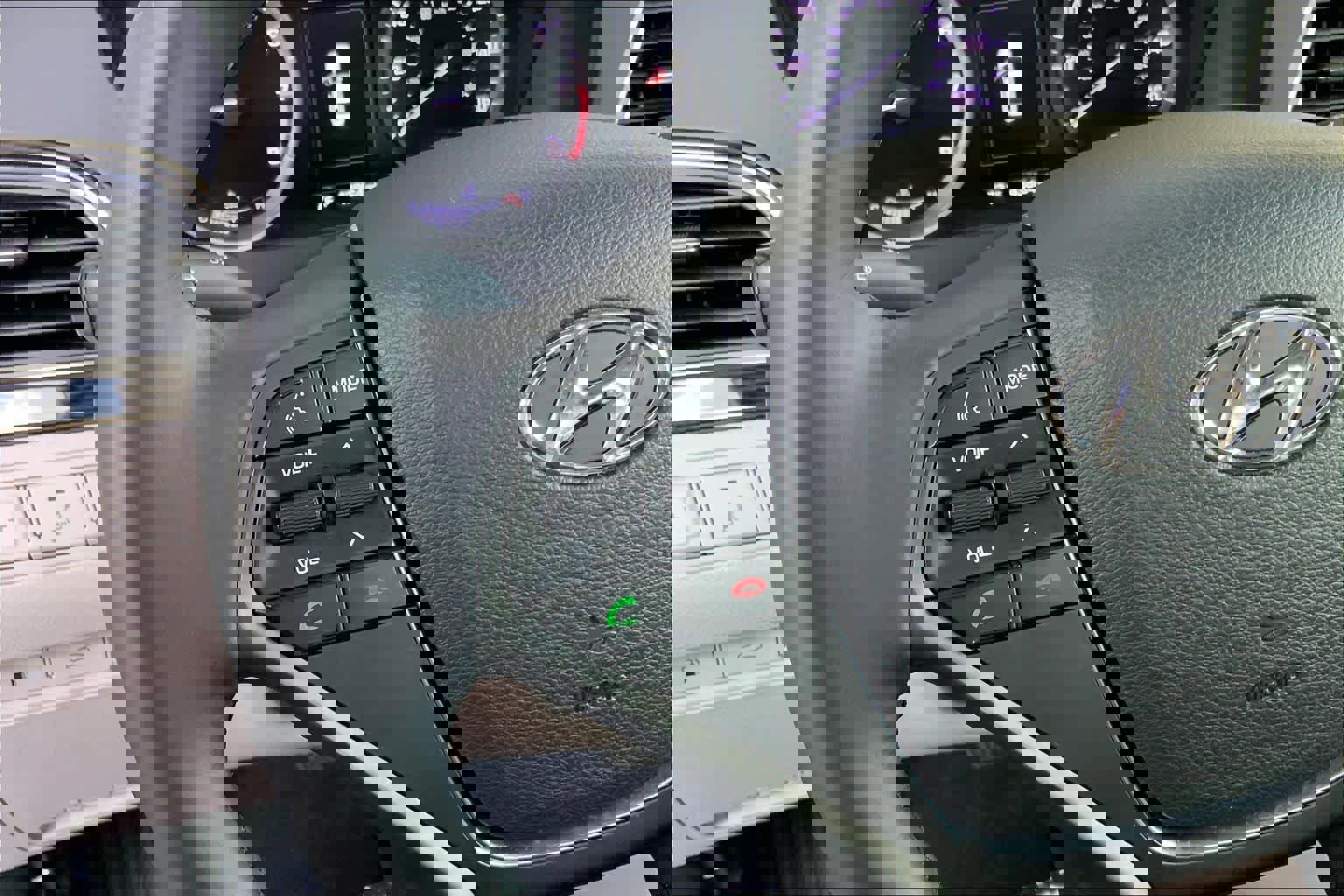 Used 2016 Hyundai Sonata Limited w/ Option Group 05 image 24