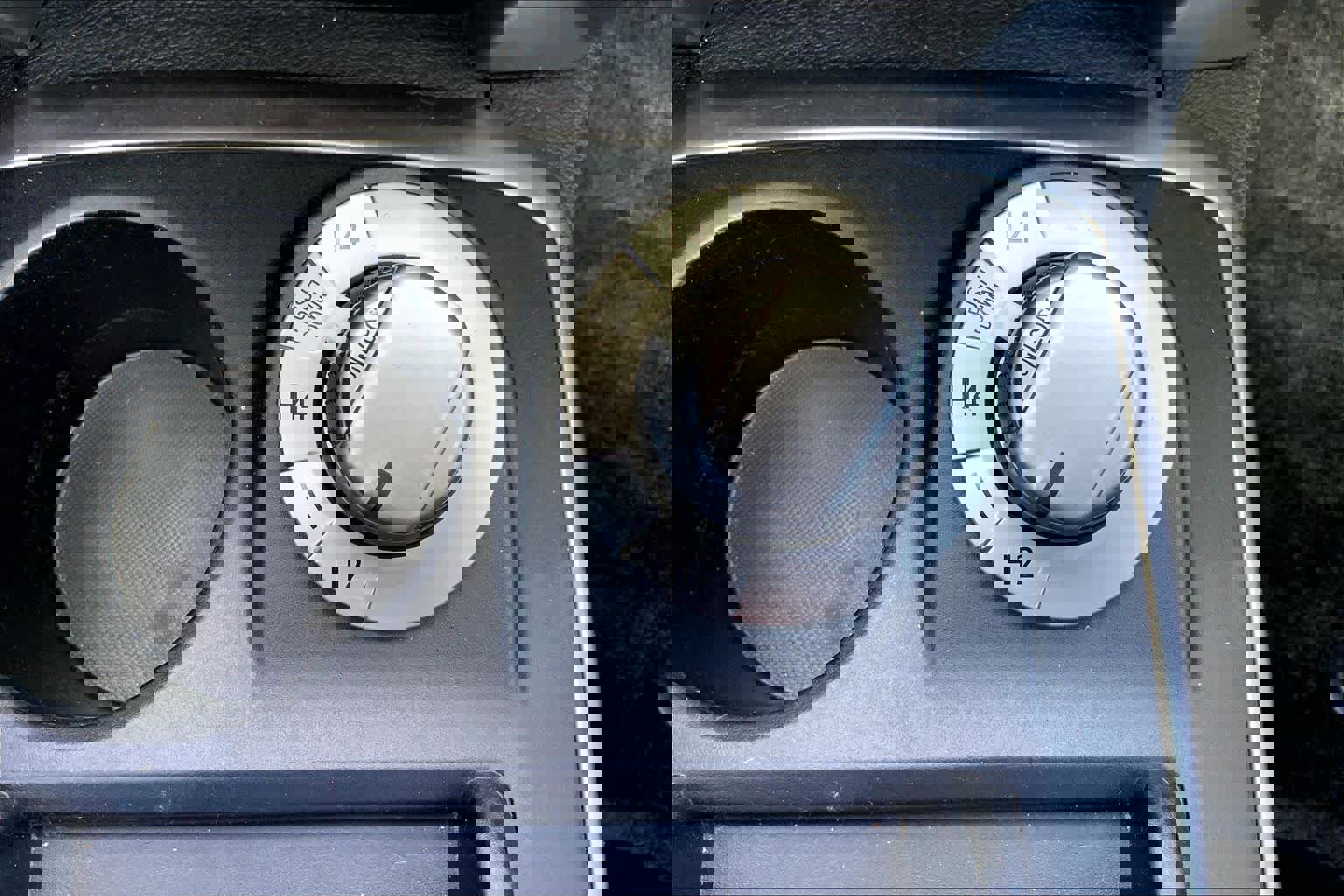 Used 2018 Toyota 4Runner SR5 Premium image 35