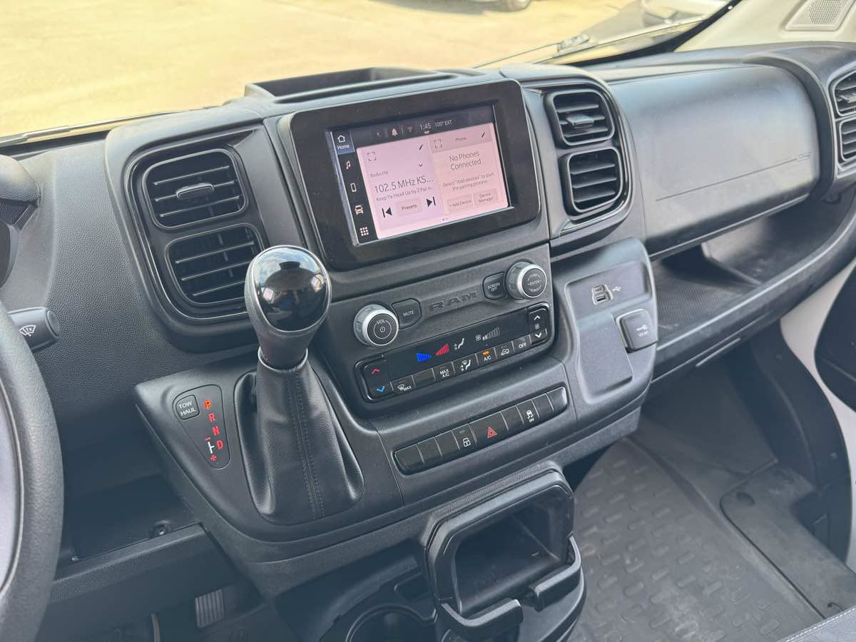 Used 2025 RAM ProMaster 2500 FWD image 30