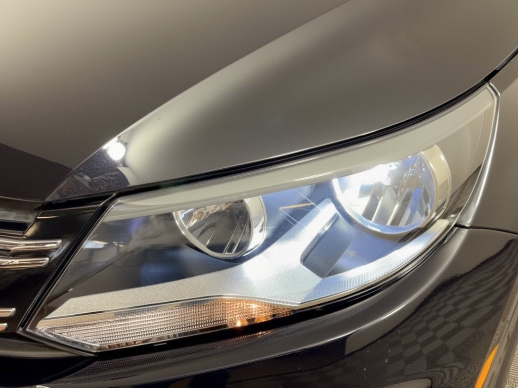 Used 2017 Volkswagen Tiguan S AWD/4WD image 12