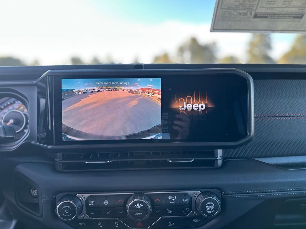 New 2026 Jeep Wrangler Unlimited Rubicon image 24