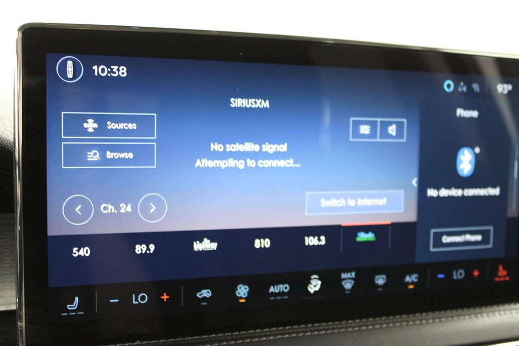 Used 2024 Lincoln Corsair FWD image 46