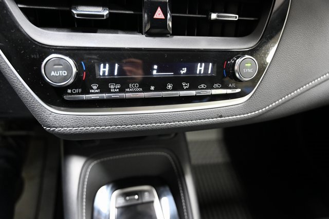 Used 2025 Toyota Corolla XSE image 17