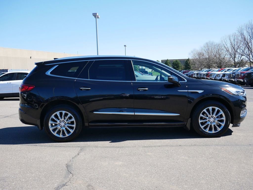 Used 2018 Buick Enclave Premium w/ Experience Buick Package AWD/4WD image 11