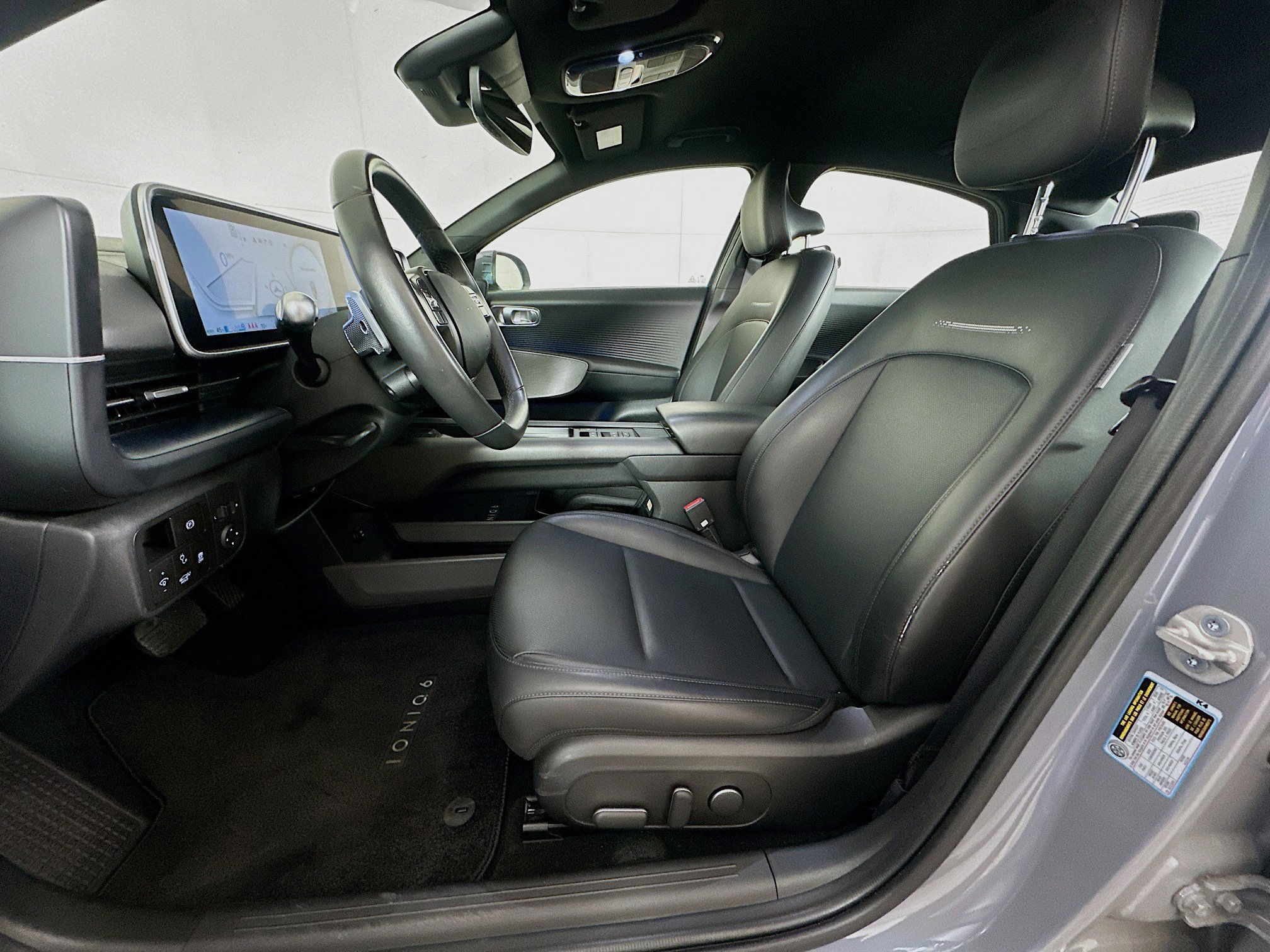 Used 2024 Hyundai Ioniq 6 SEL RWD image 13