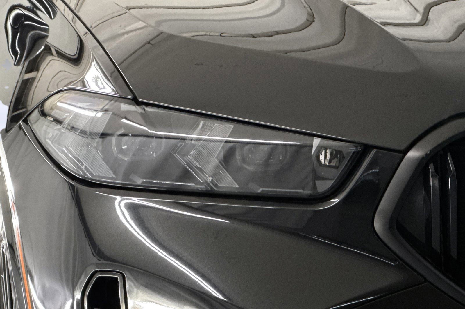 Used 2024 BMW X6 M60i w/ Dynamic Handling Package AWD/4WD image 10