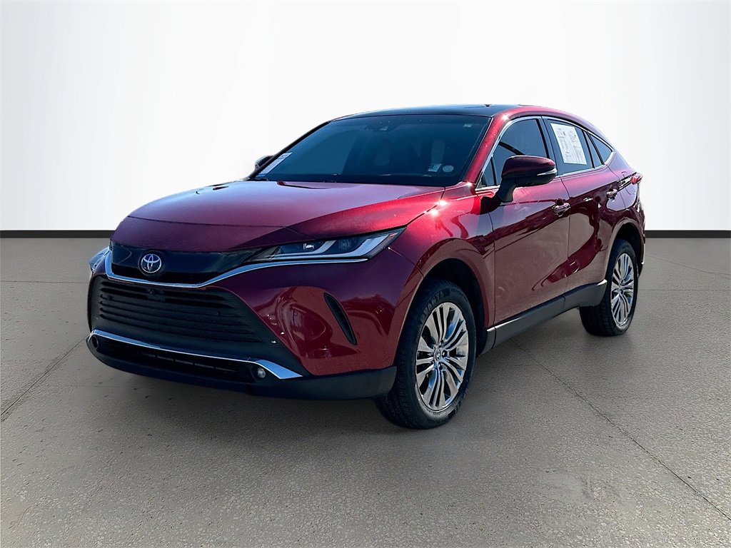 Used 2023 Toyota Venza Limited image 3