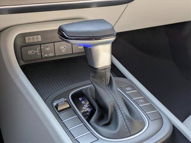 New 2027 Hyundai Kona SE FWD image 15