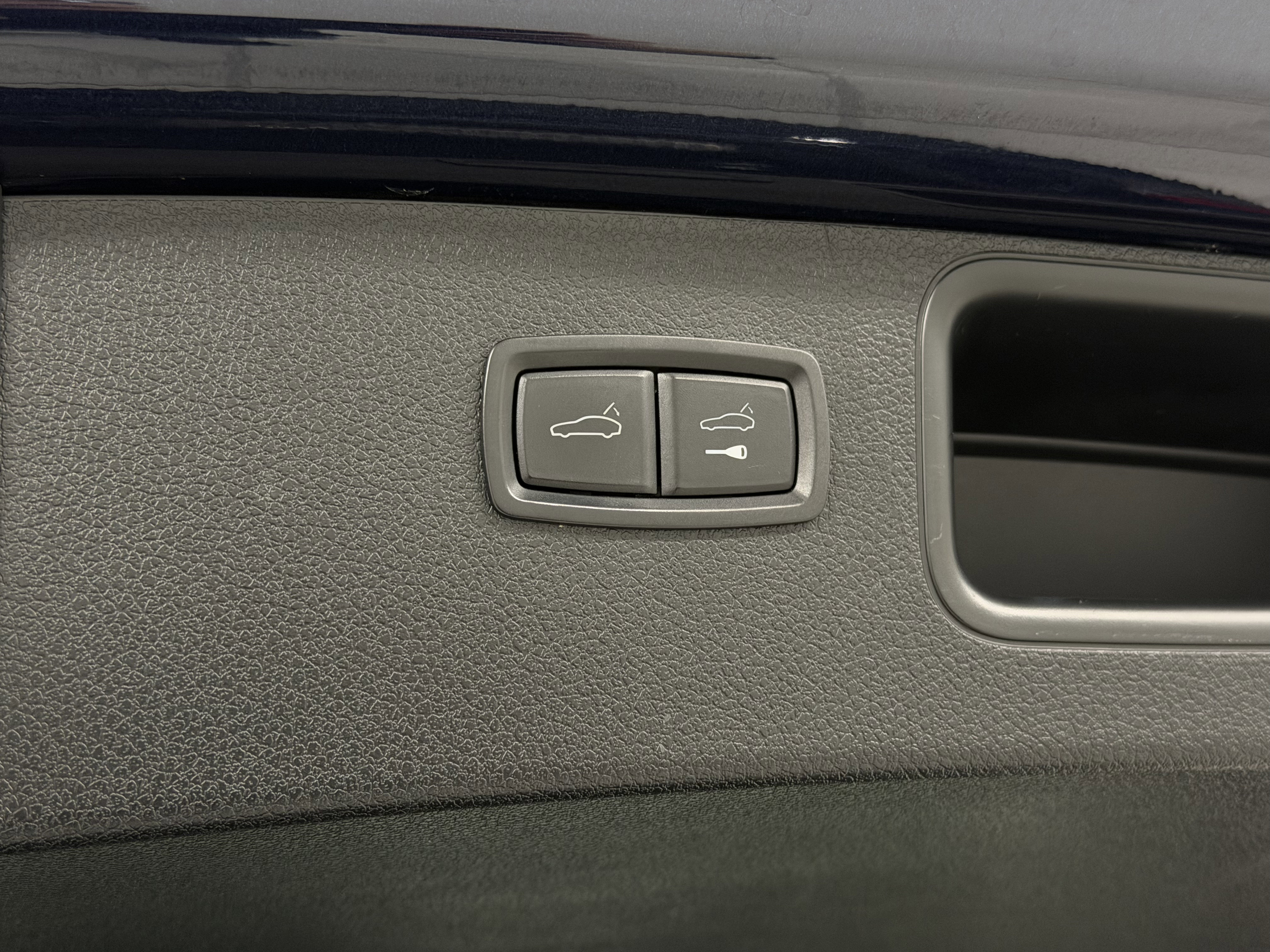 Certified 2022 Porsche Macan image 59